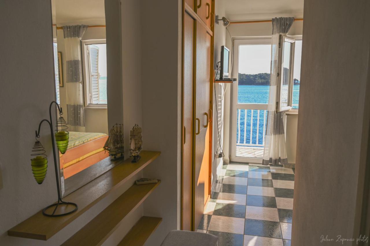Apartments Lastovo Silic Exterior photo